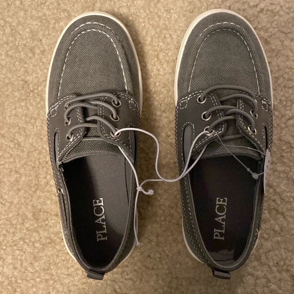 The Children’s Place Boat Shoes - Picture 1 of 4